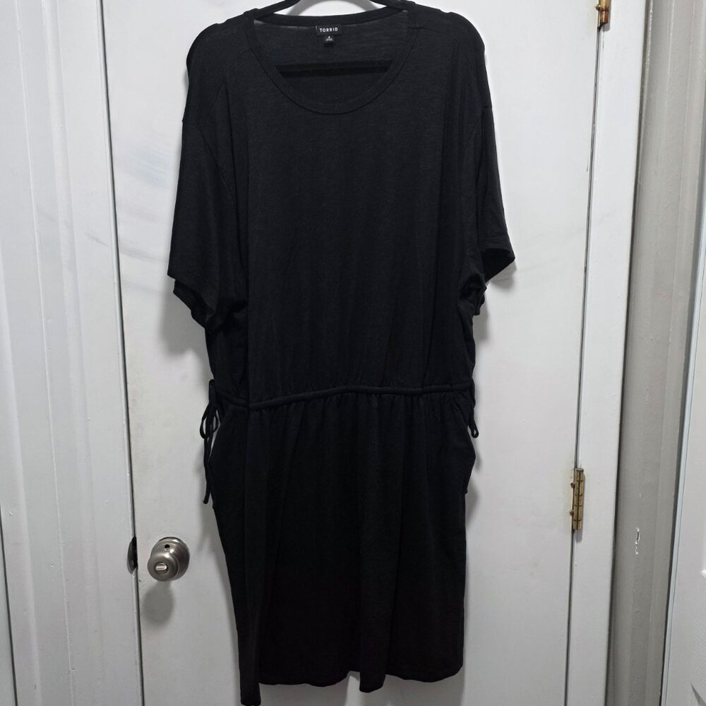 Worn Once Torrid Size 4 Cinch Waist Dress